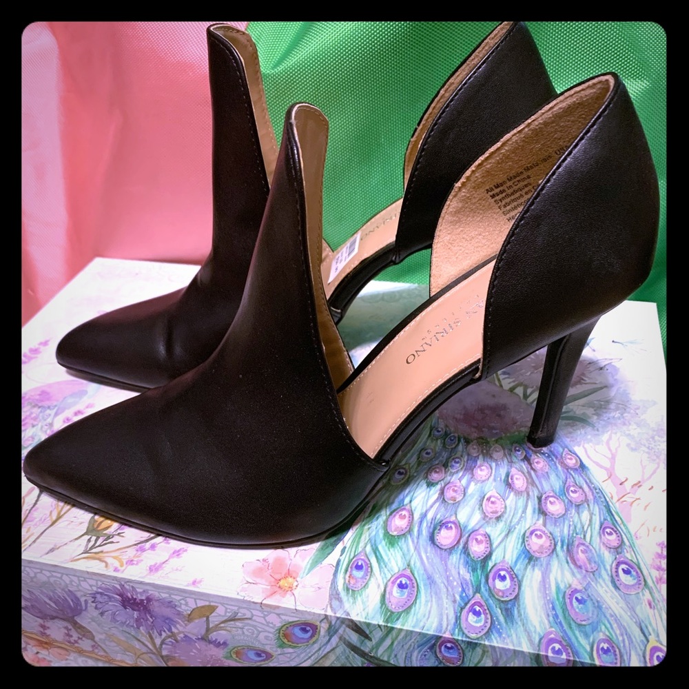 Christian Siriano d’Orsay upper, stiletto heel